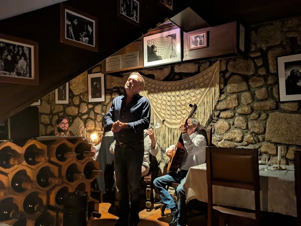 Kieran Burns_Casa da Mariquinhas - Fado Porto Est. 1968_Porto_review