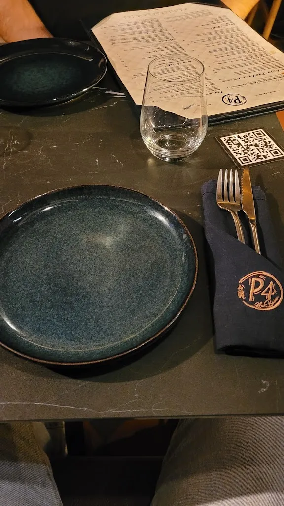 Sérgio De Sousa_P4 na Baixa_Porto_review