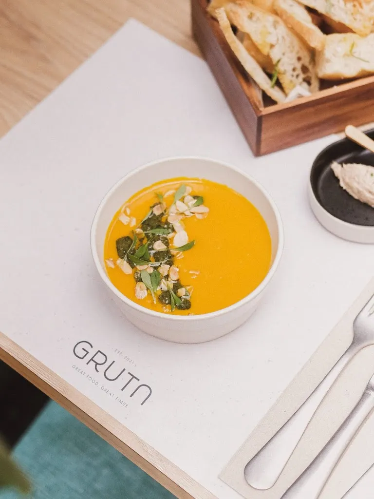 Gruta_Porto_slider_image_3