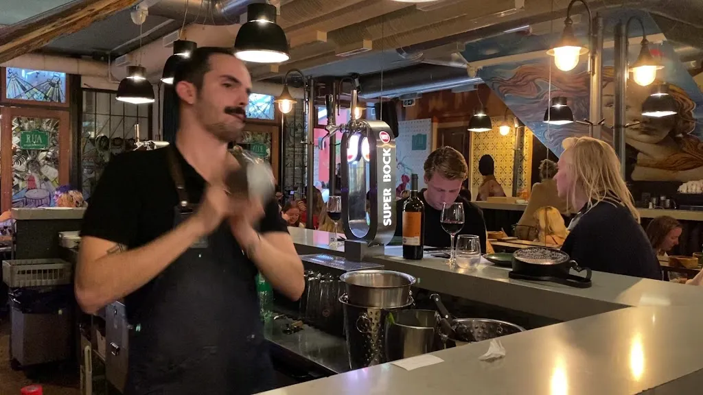 Rua Tapas & Music Bar_Porto_slider_image_2