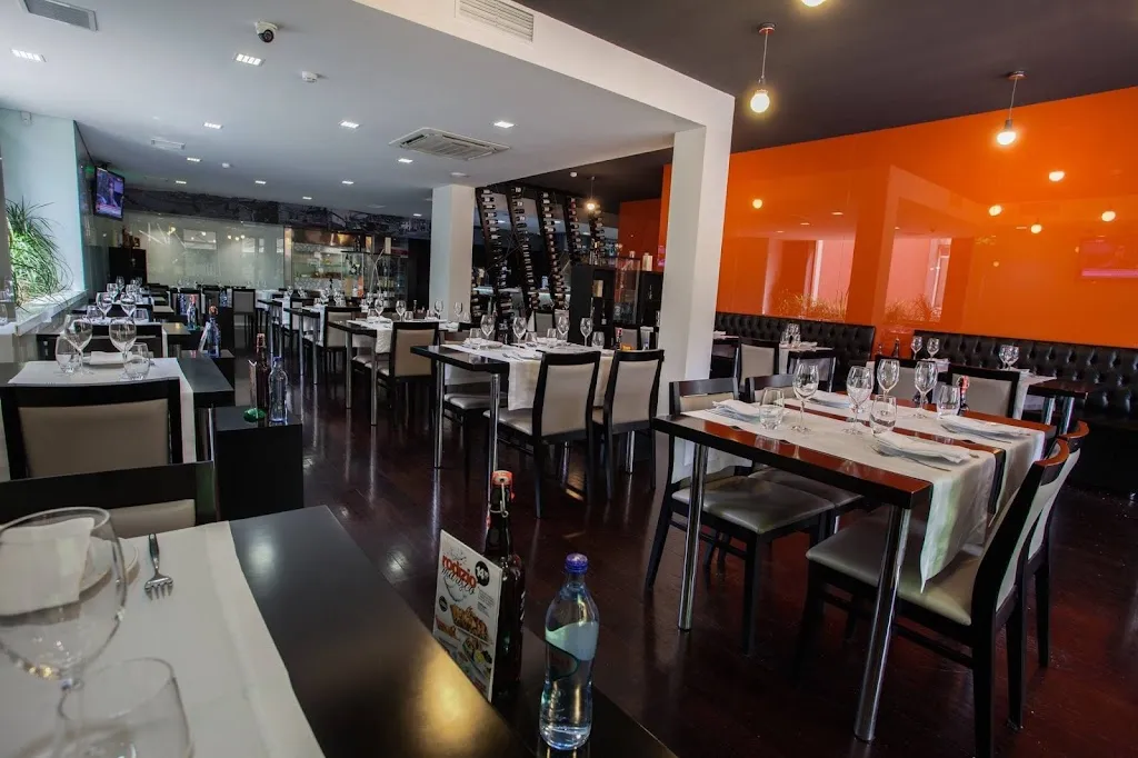 MARISQUEIRA DO PORTO restaurant in Porto