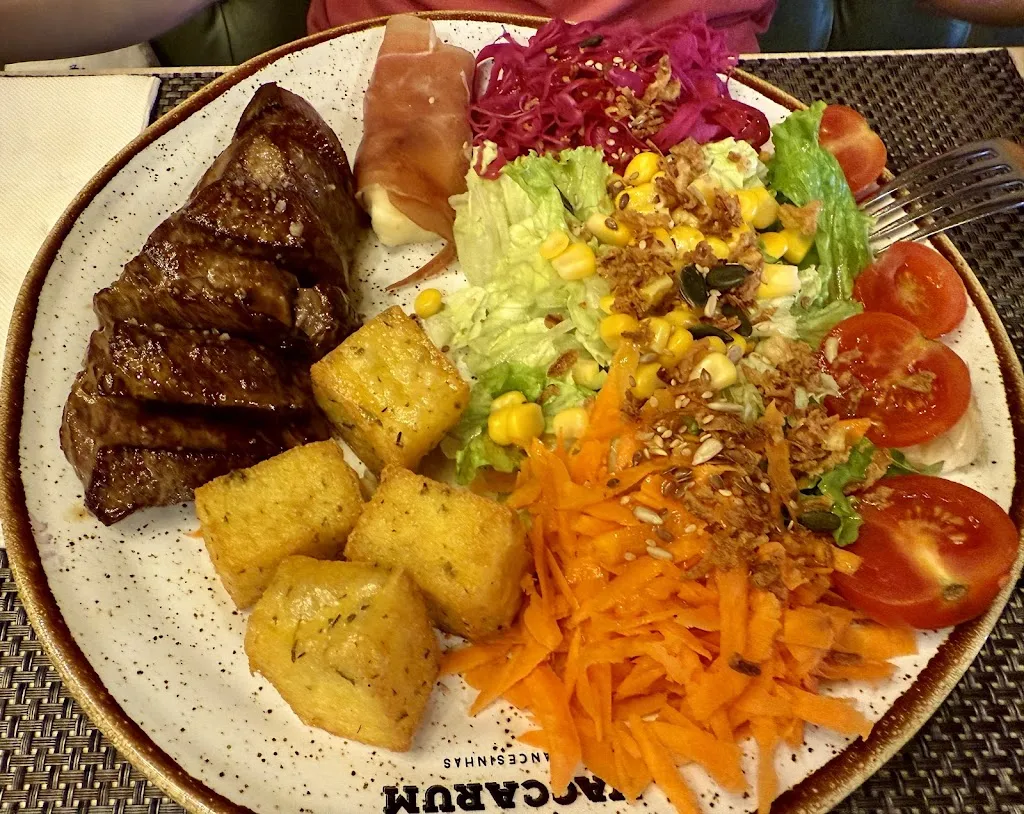 Hermione_Vaccarum Francesinhas & Tapas - Sá da Bandeira_Porto_review