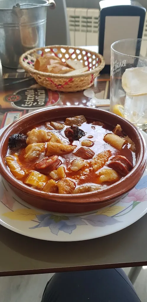 José Luis Zarazaga Pérez_La escuela de Santa Croya_Santa Croya de Tera_review