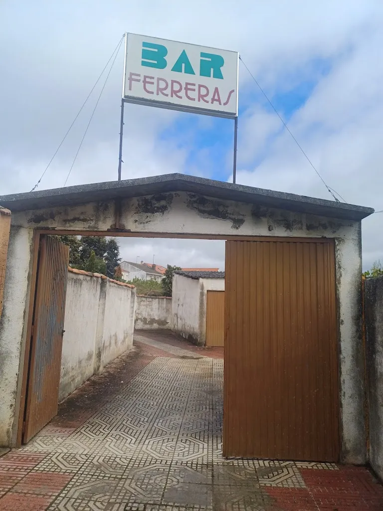 Bar Ferreras_Santibáñez de Vidriales_slider_image_1