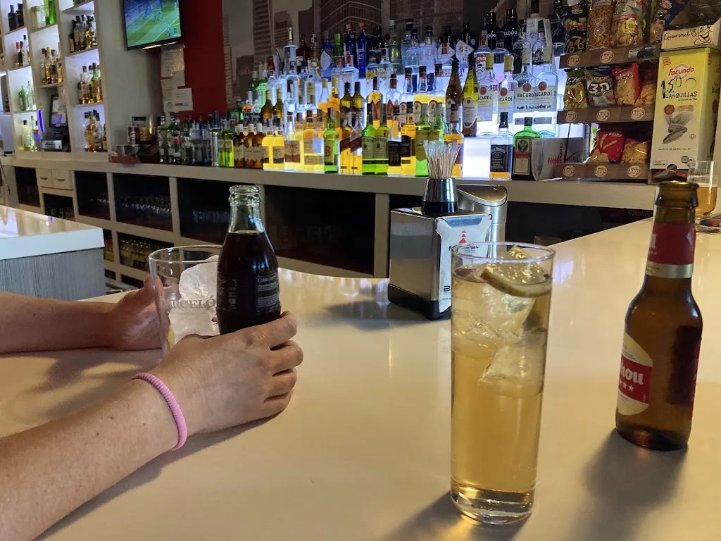 Eduardo Ruiz_Maral Café Bar_Santa María de la Vega_review