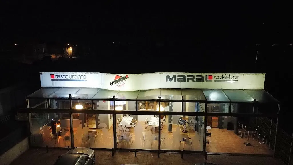 Maral Café Bar restaurant in Santa María de la Vega