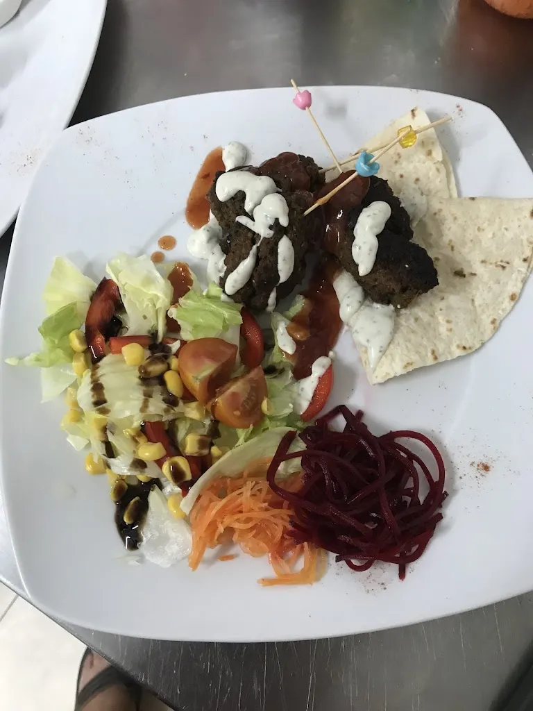 Heathers Bar_Zurgena_slider_image_2