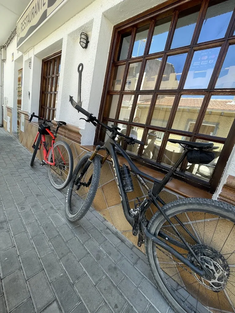 Jonas Mekas_Restaurante cervecería Zátara, S.L._Santa María de la Vega_review