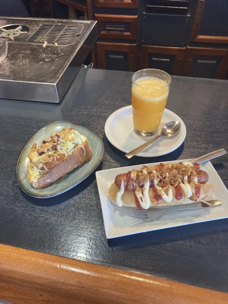 Jaehyeong Park_Café Scriptorium & Terraza La Zona_Tábara_review