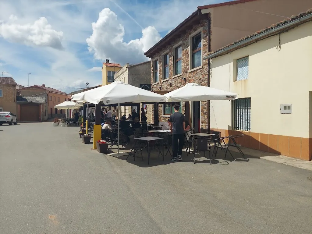 Bar-Asador Las Cumbres_Tábara_slider_image_3