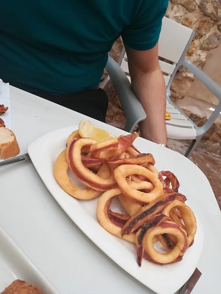 Ruben Ruiz Ruiz_Terraza Brasería Albino Vino_Santovenia_review