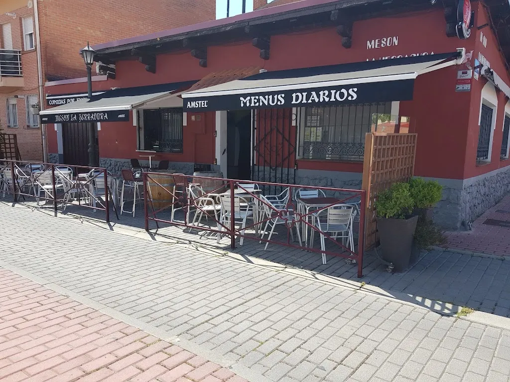 Mesón La Herradura restaurant in Santovenia
