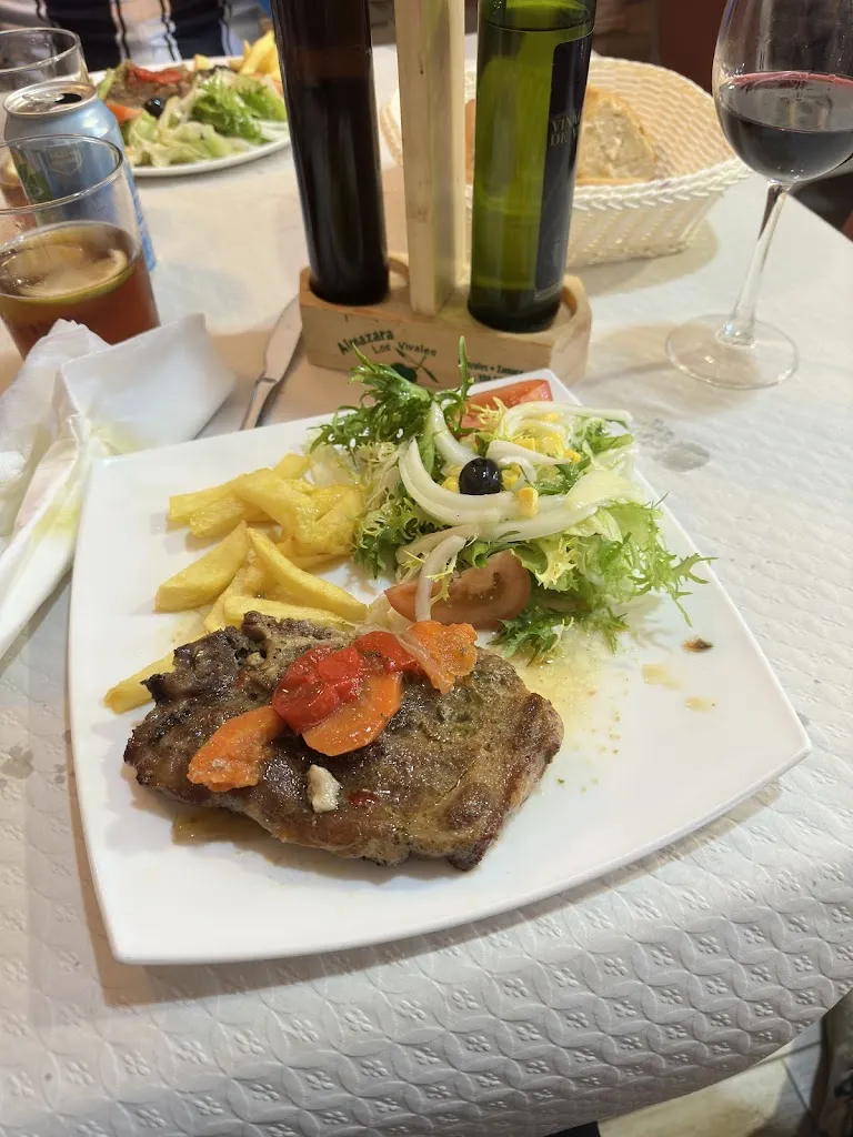 Jeffrey Holt_Bar-Restaurante ESLA_Santovenia_review