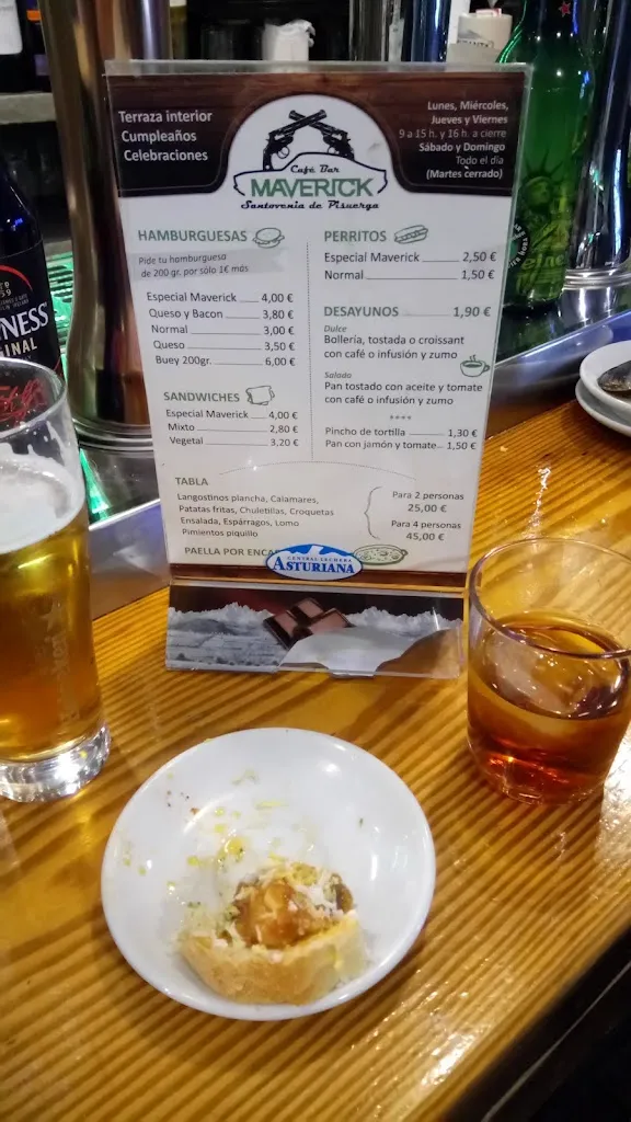 Menu_Café-Bar Burguer Maverick_Santovenia_image_4