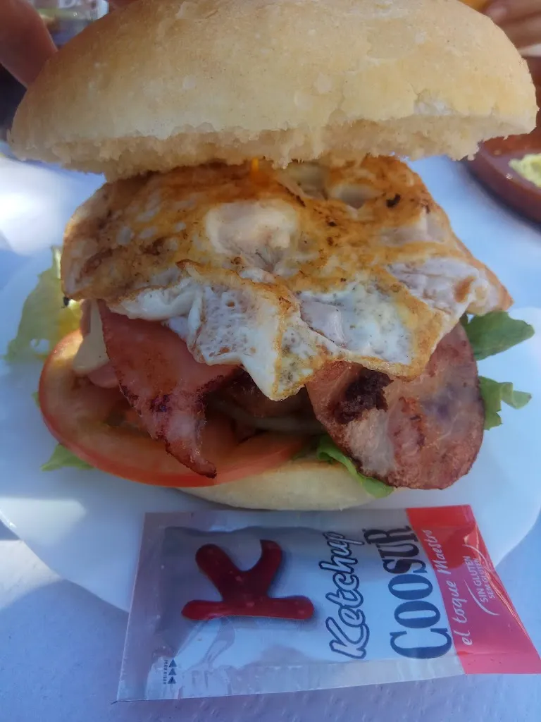 Menu_Café-Bar Burguer Maverick_Santovenia_image_5