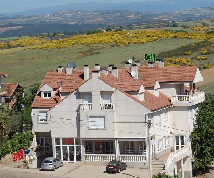 Hostal Restaurante El Cruce_Trabazos_slider_image_1