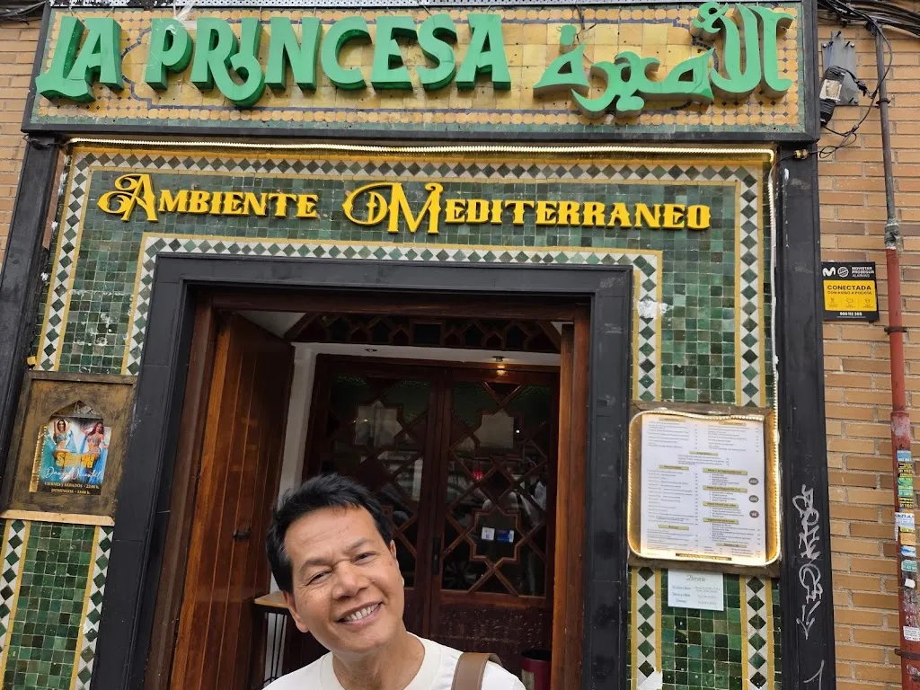 Khleber Van Zandt_La Princesa árabe_Torre del Valle La_review