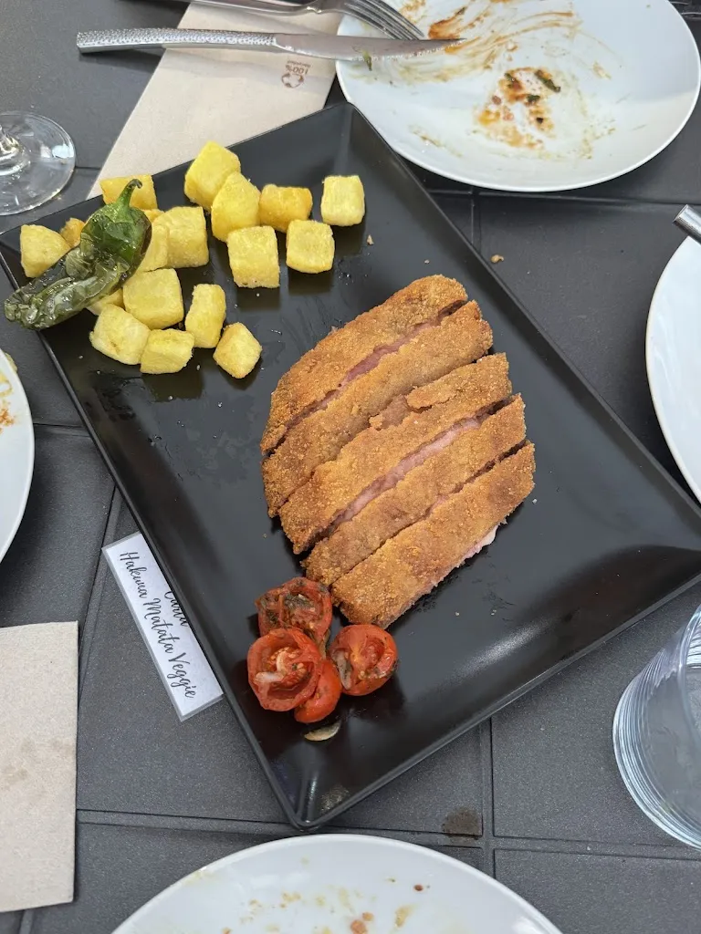 Hanna K_Hakuna Matata Veggie_Torre del Valle La_review