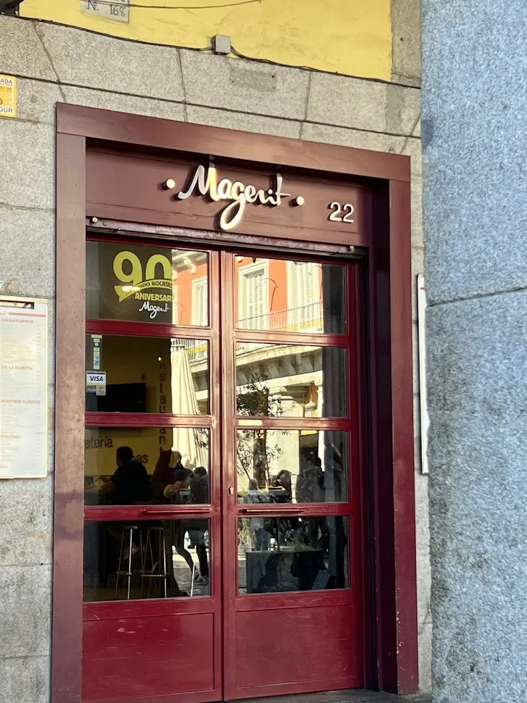 Cafetería Magerit restaurant in Torre del Valle La