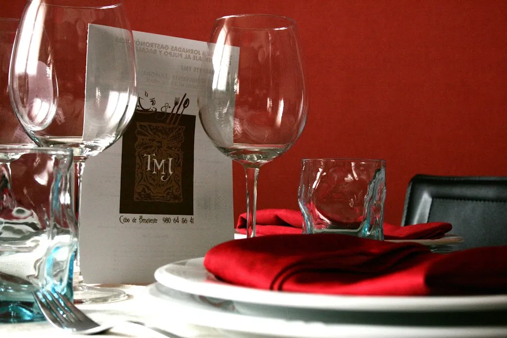 Restaurante TMJ_Uña de Quintana_slider_image_2