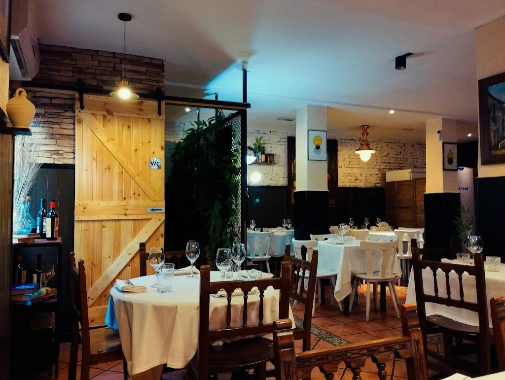 El Rincón, cocina española y arroces restaurant in Uña de Quintana