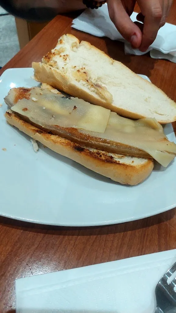 Jm Bg_El Puchero de Quintana._Uña de Quintana_review