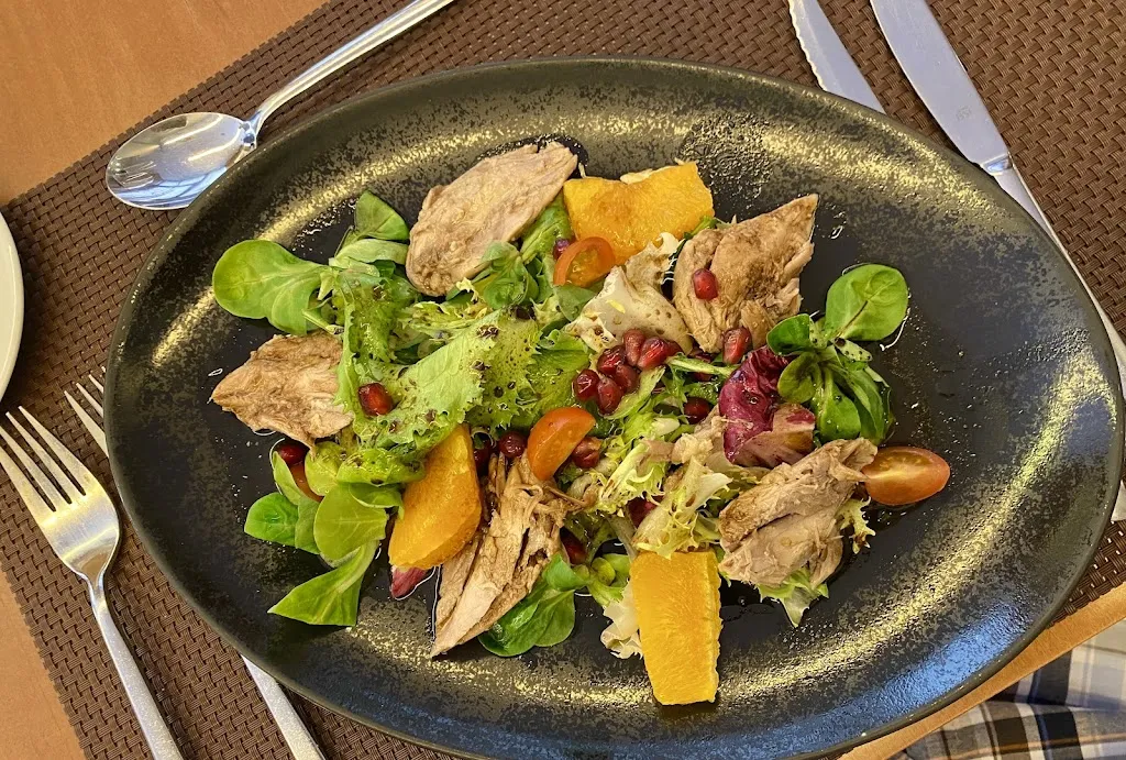 Nano Glutton_Restaurante 