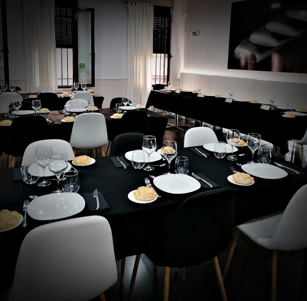 Rincón de Nandi restaurant in Valcabado