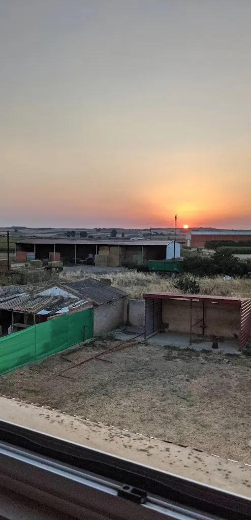 Joao Rita_Hostal Castilla_Valdescorriel_review