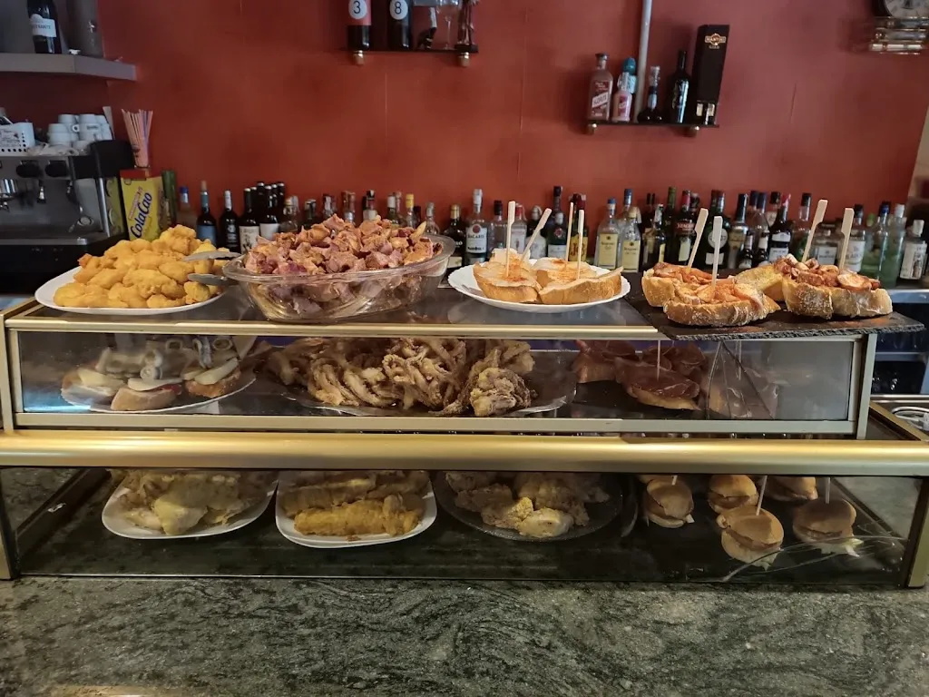 Bar FERMY_Venialbo_slider_image_3