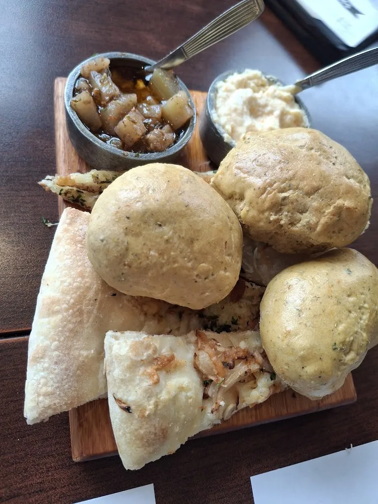 Daiana Medina_Tazones_San Justo_review