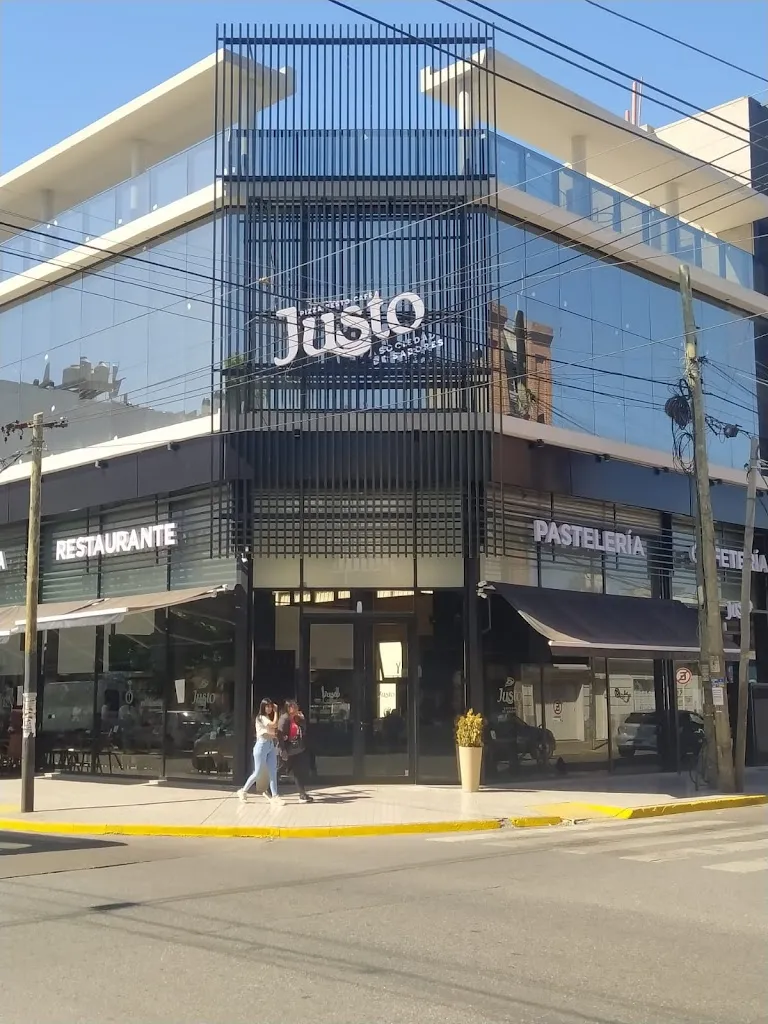 Justo restaurant in San Justo
