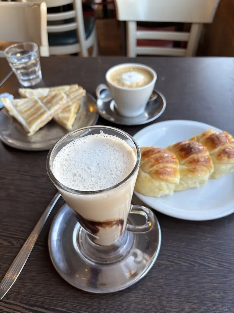 Benjamin_San Justo_slider_image_3