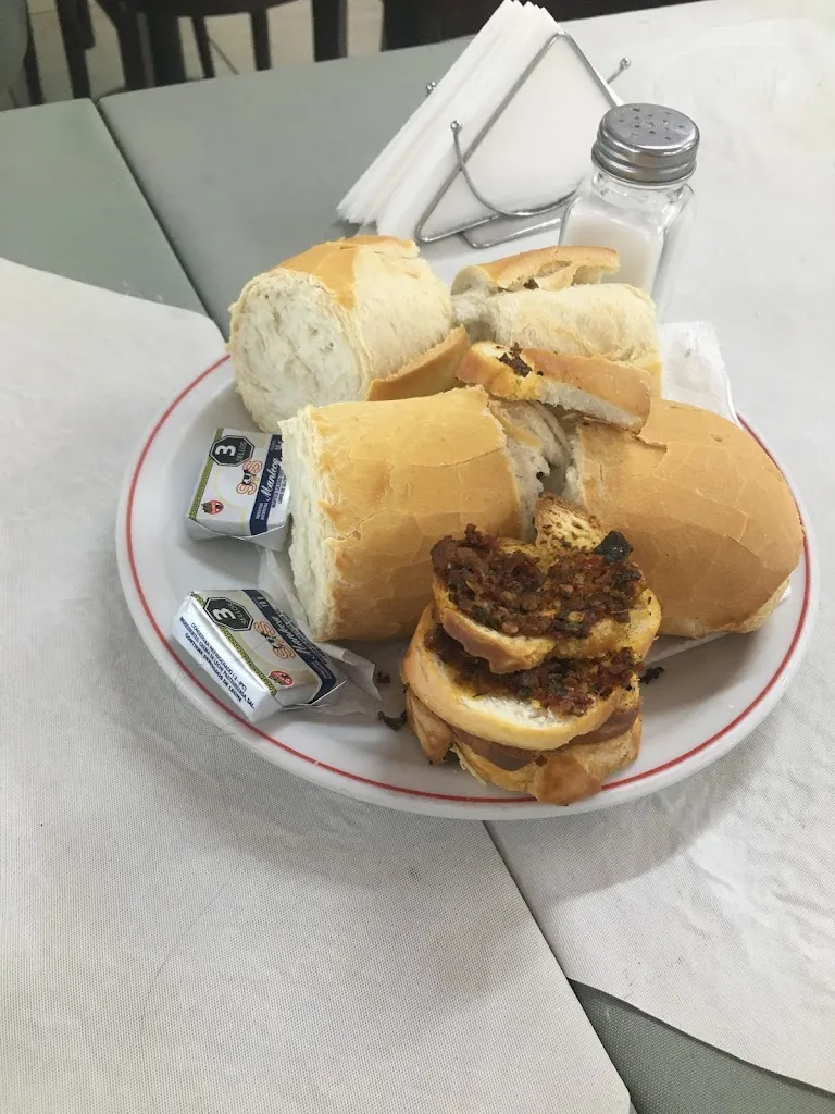 Veronica Lamm_El Lugar de Siempre_San Justo_review