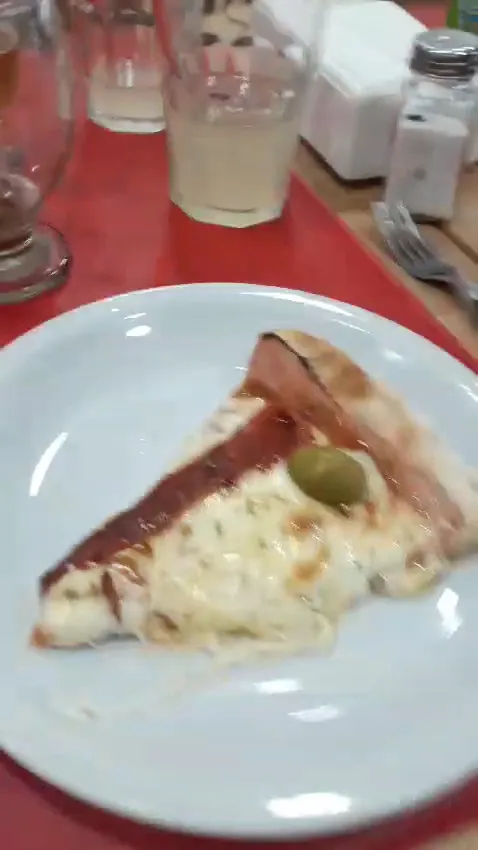 Domenica Pizza y Cafe_San Justo_slider_image_2