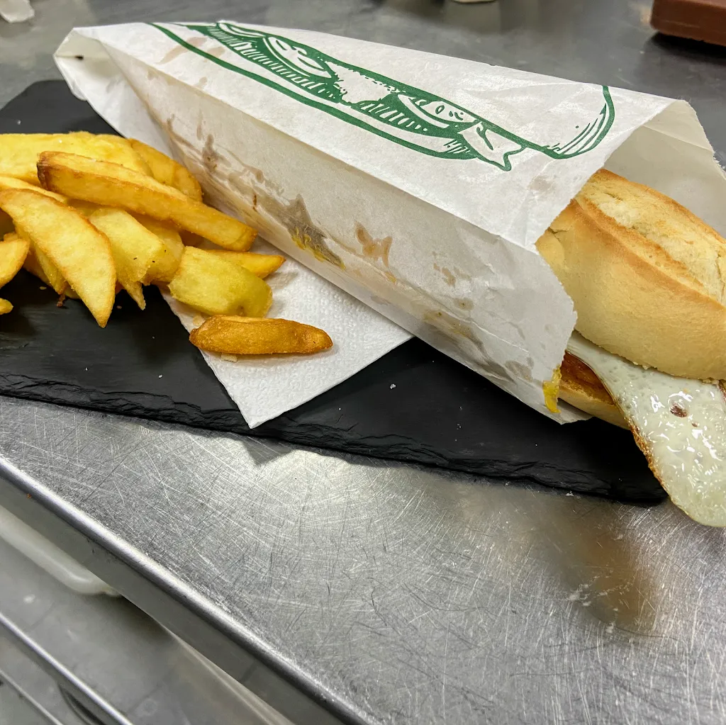 Bar Entreamigos _Vélez-Blanco_slider_image_3