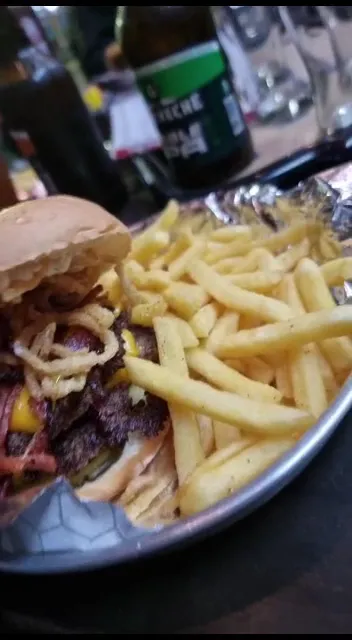 Dime Burger San Justo_San Justo_slider_image_2
