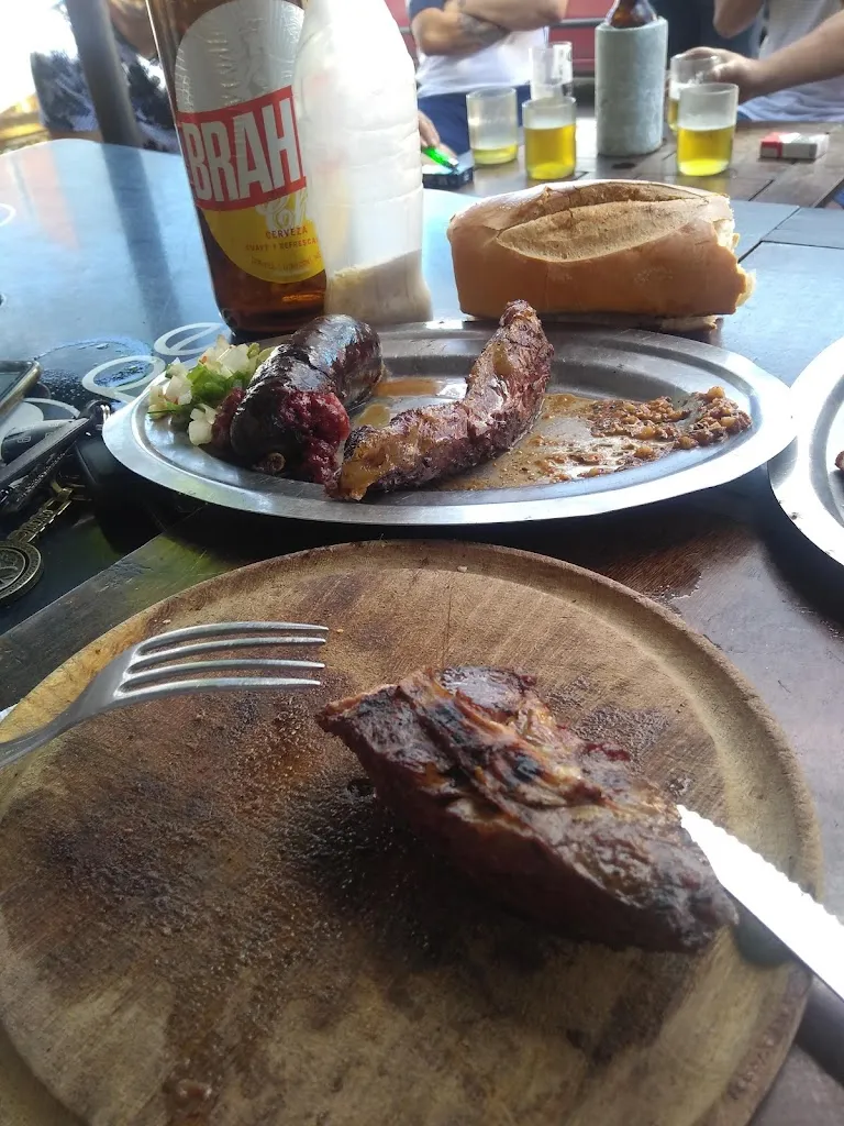 Martin_Parrilla Nico Rotonda San Justo_San Justo_review