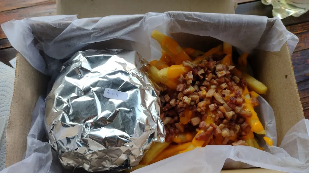 Ariel_Buenos Muchachos_San Justo_review