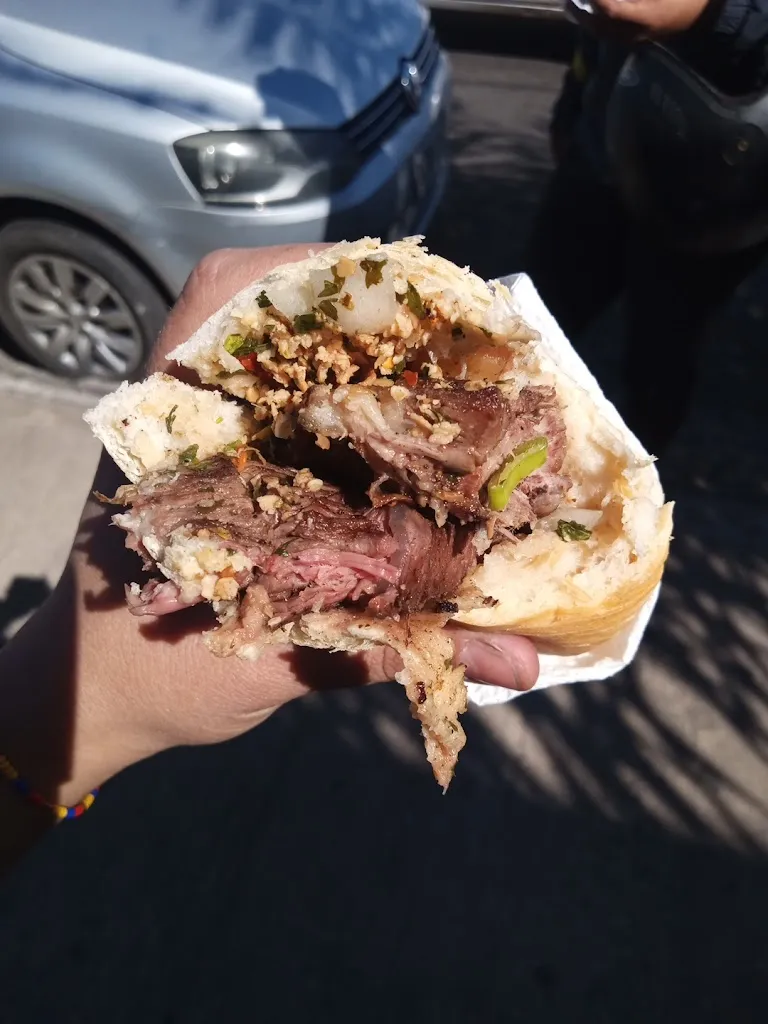 paola andrea Campos_Parrilla Los Lorenzo_San Justo_review