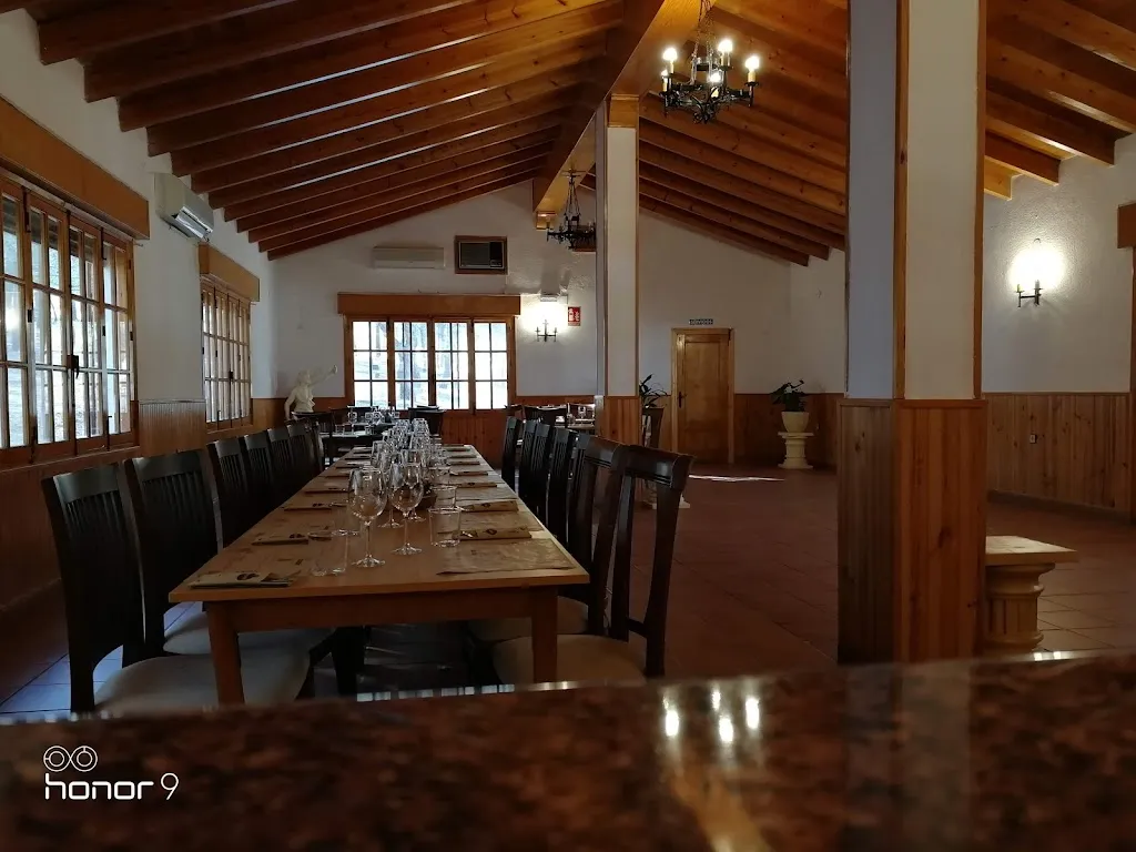 Restaurante Pinar del rey_Vélez-Blanco_slider_image_1