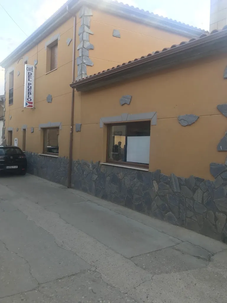 Felix Lopez_Bar -Café Del Pueblo_Villaferrueña_review