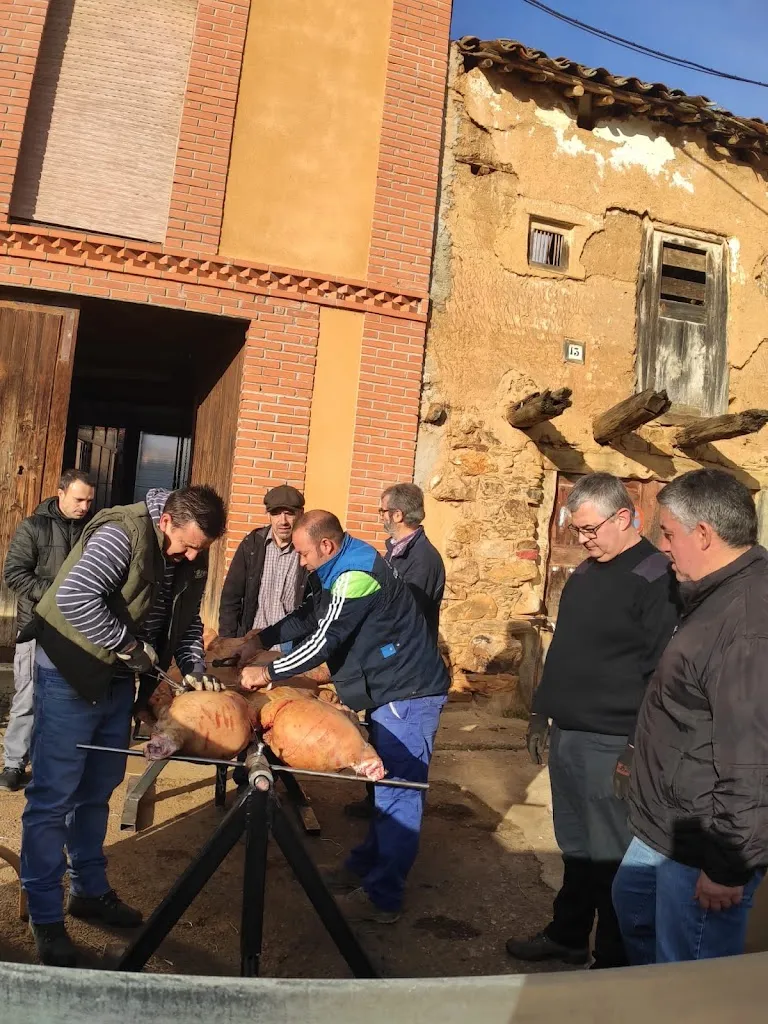 Bar -Café Del Pueblo_Villaferrueña_slider_image_2