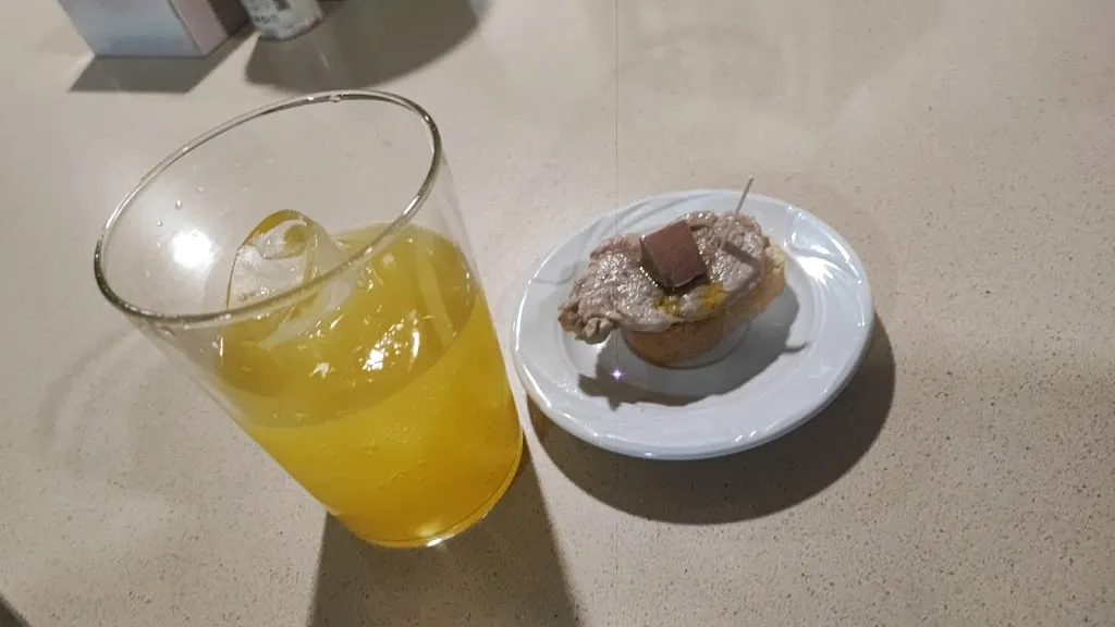 Bar -Café Del Pueblo_Villaferrueña_slider_image_3