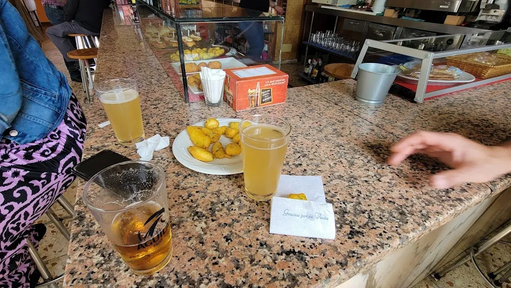 Menu_Bar Calleja_Villalube_image_1