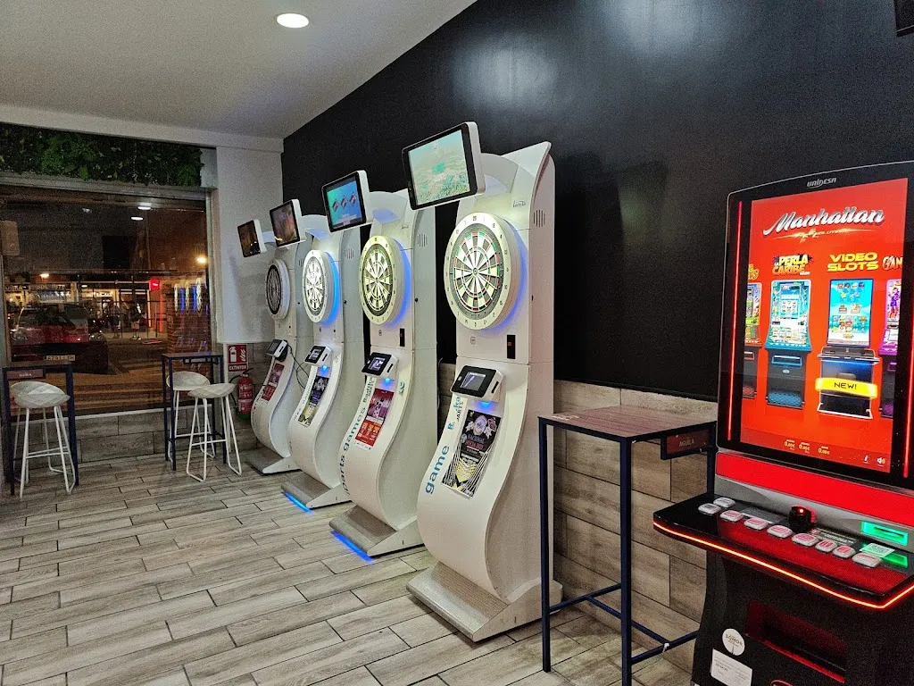 Victor Gomez_Élite Darts_Villalobos_review