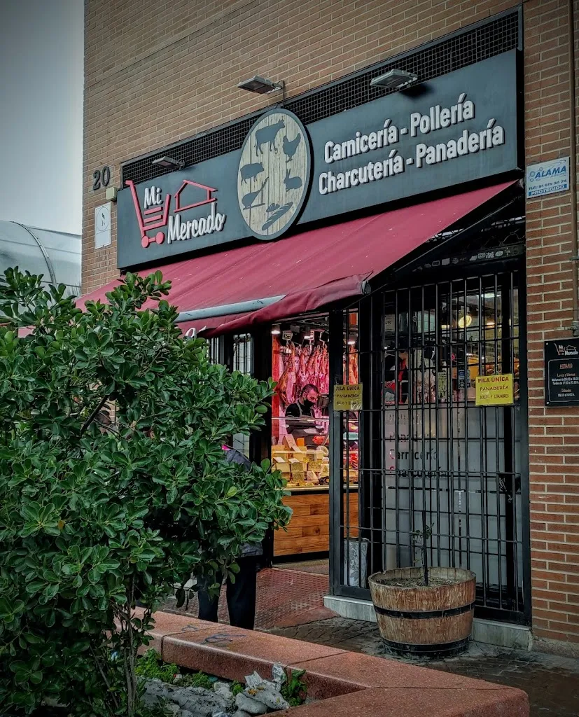 Mi Mercado restaurant in Villalobos