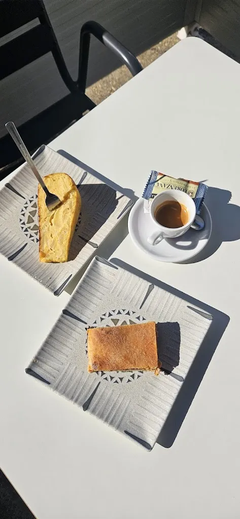 Menu_Bar La Plaza_Villanueva de las Peras_image_8