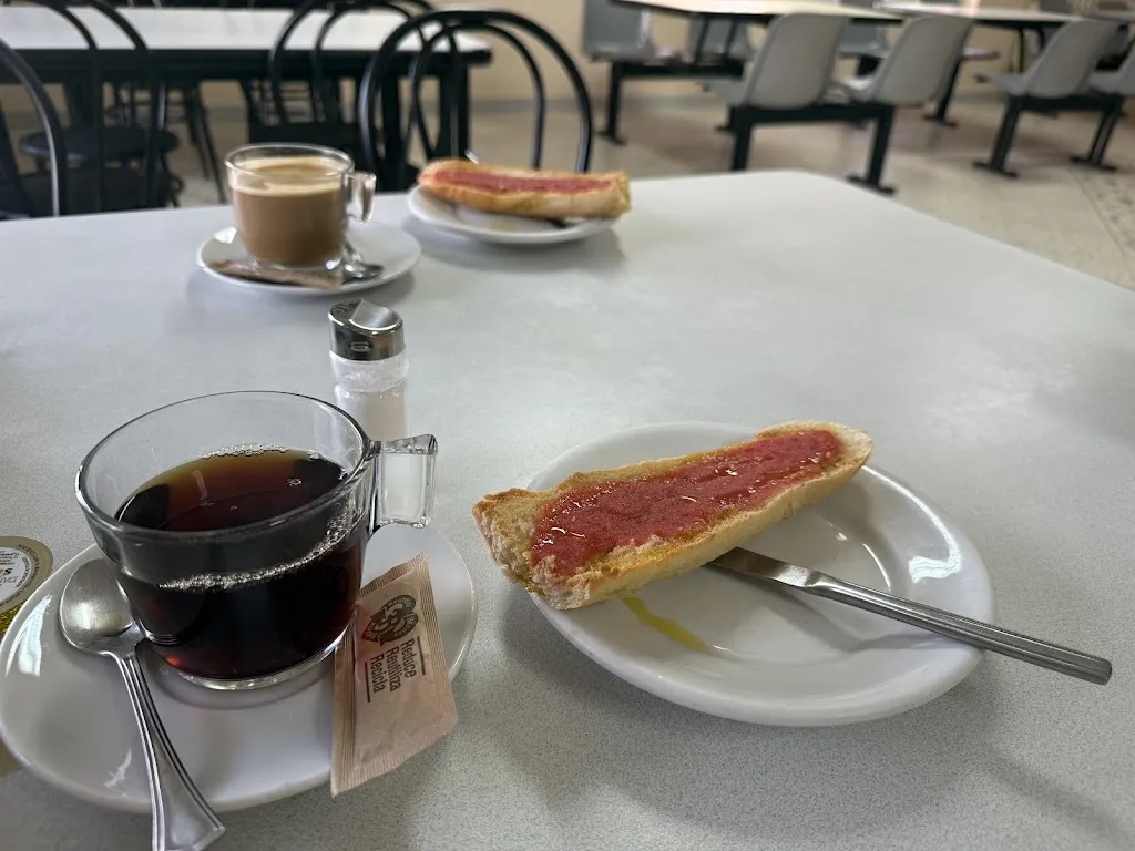 Tünde Ramona Kocsis_Área 234_Villar de Fallaves_review