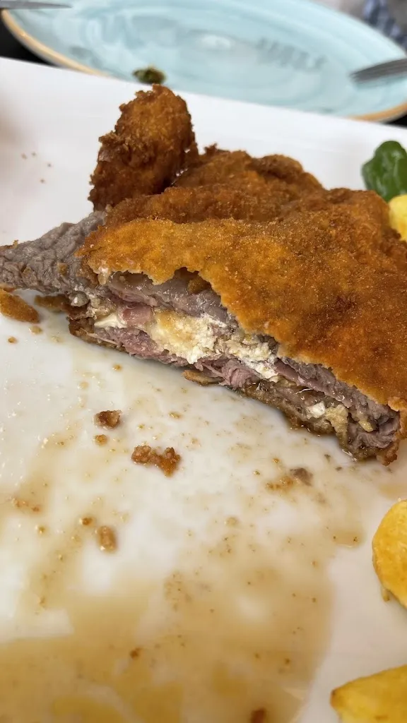 Ayla Bañuls Jackman_Parrilla Ghia_Villaescusa_review